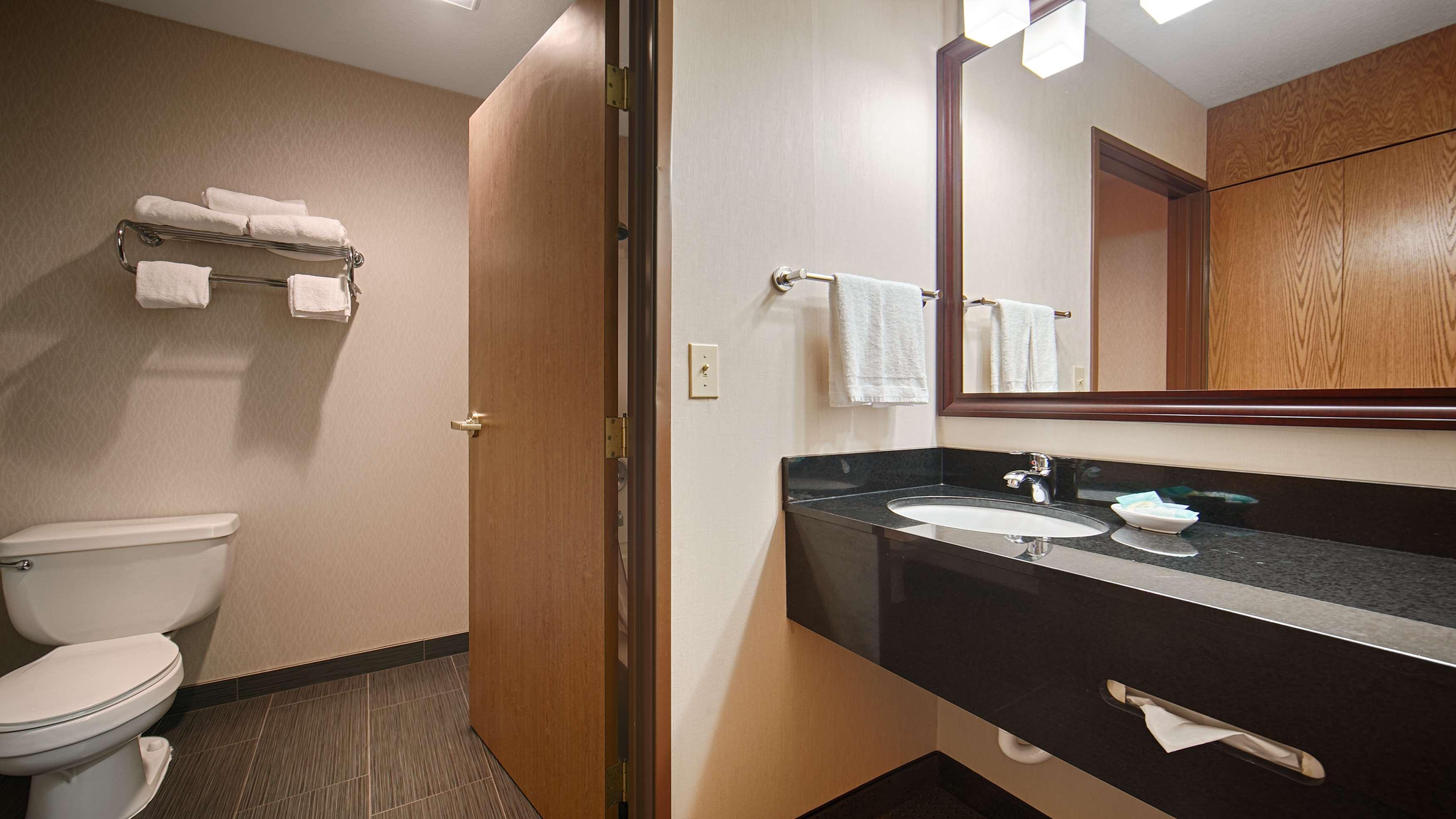 Western Center 3*